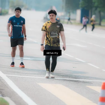 Runner Photo 6468005