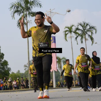 Runner Photo 6468028