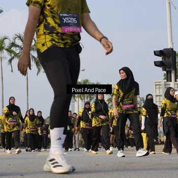 Runner Photo 6468052