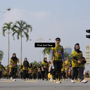 Runner Photo 6468125