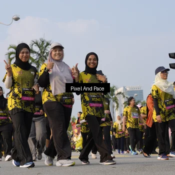 Runner Photo 6468234