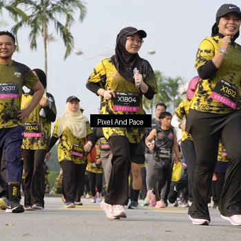 Runner Photo 6468262