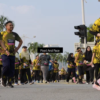 Runner Photo 6468264