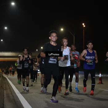 Runner Photo 6468271