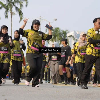 Runner Photo 6468292