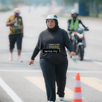 Runner Photo 6468295