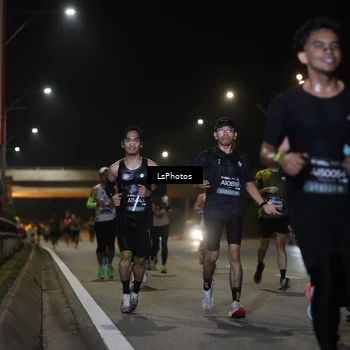 Runner Photo 6468317