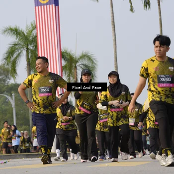Runner Photo 6468349