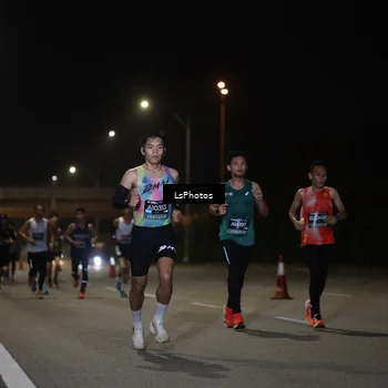Runner Photo 6468350