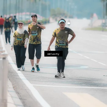 Runner Photo 6468395