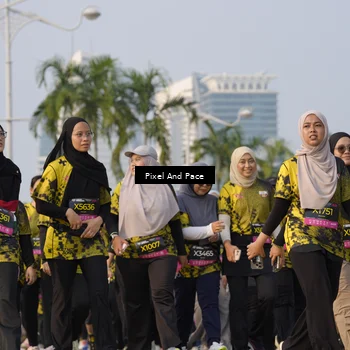 Runner Photo 6468402