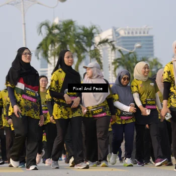 Runner Photo 6468410