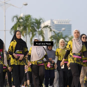 Runner Photo 6468412