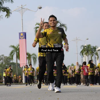 Runner Photo 6468495