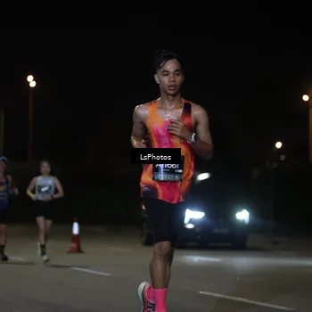 Runner Photo 6468512