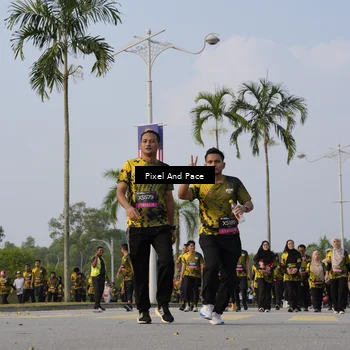 Runner Photo 6468518