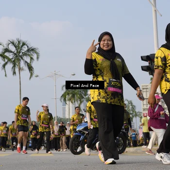 Runner Photo 6468549