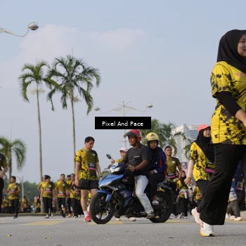 Runner Photo 6468576