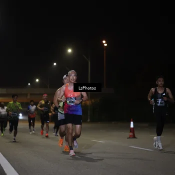 Runner Photo 6468643
