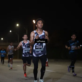 Runner Photo 6468829