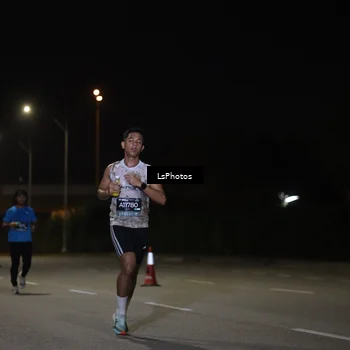Runner Photo 6468935