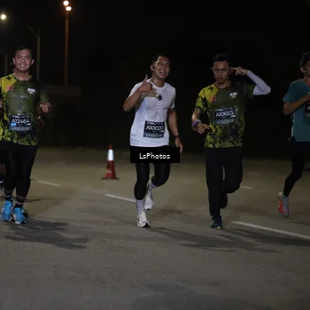 Runner Photo 6469429