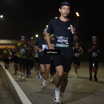Runner Photo 6469481
