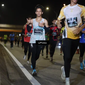 Runner Photo 6469824