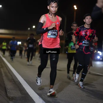 Runner Photo 6469836