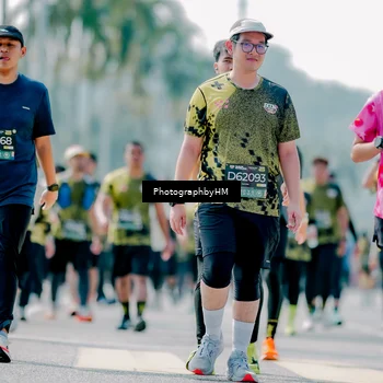 Runner Photo 6470020
