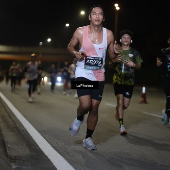 Runner Photo 6470150