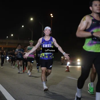 Runner Photo 6470211