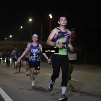 Runner Photo 6470213