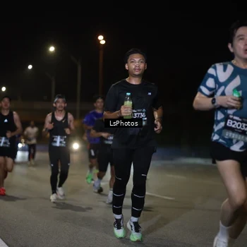 Runner Photo 6470258