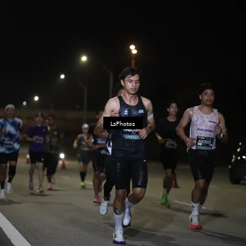 Runner Photo 6470413