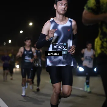 Runner Photo 6470429