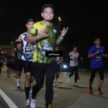 Runner Photo 6470430