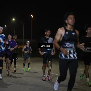 Runner Photo 6470472
