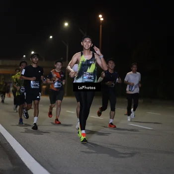 Runner Photo 6470662