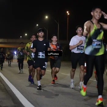 Runner Photo 6470690