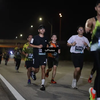 Runner Photo 6470704