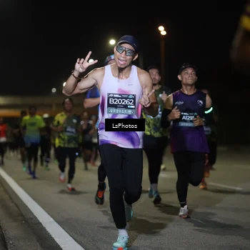 Runner Photo 6471017
