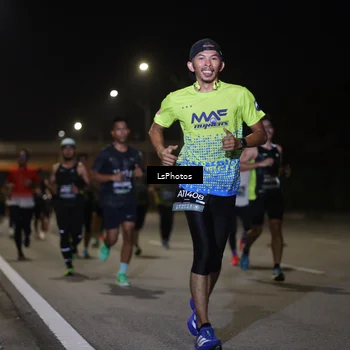 Runner Photo 6471084