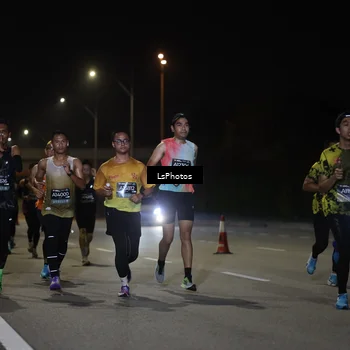 Runner Photo 6471101