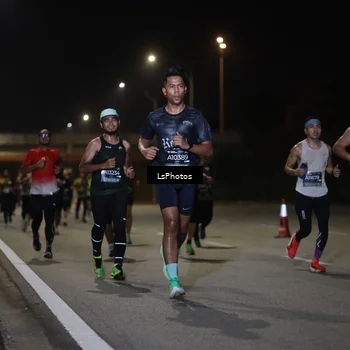 Runner Photo 6471106