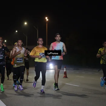 Runner Photo 6471175