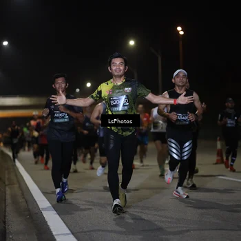 Runner Photo 6471307