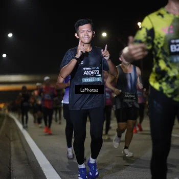 Runner Photo 6471319