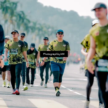Runner Photo 6471344