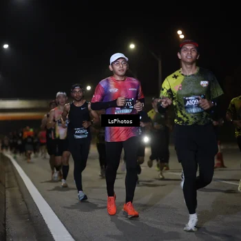 Runner Photo 6471356